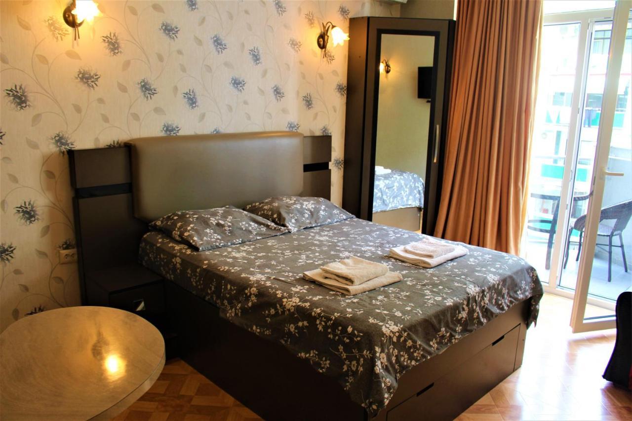 Orbi Lux Apartment Batoumi Extérieur photo