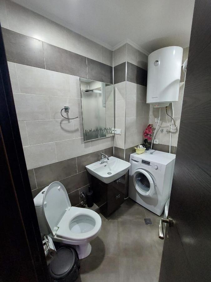 Orbi Lux Apartment Batoumi Extérieur photo
