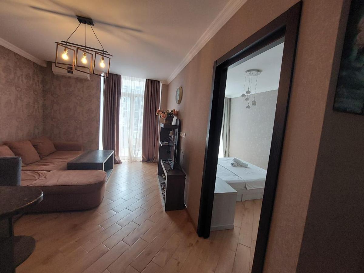 Orbi Lux Apartment Batoumi Extérieur photo